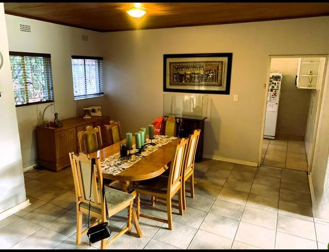 4 BEDROOM HOUSE FOR SALE IN FREEWAY PARK